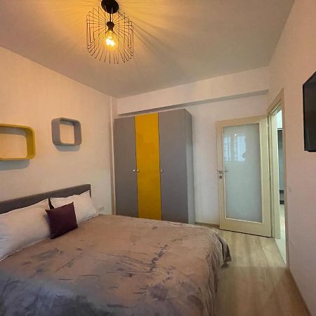 Luxury Q Residence Near Center Яссы Экстерьер фото