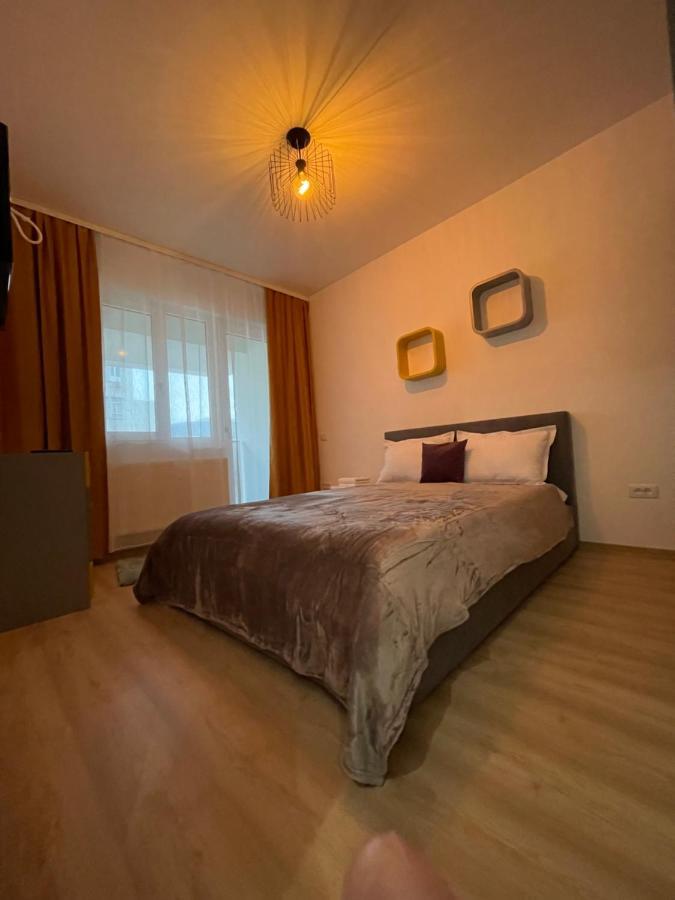 Luxury Q Residence Near Center Яссы Экстерьер фото